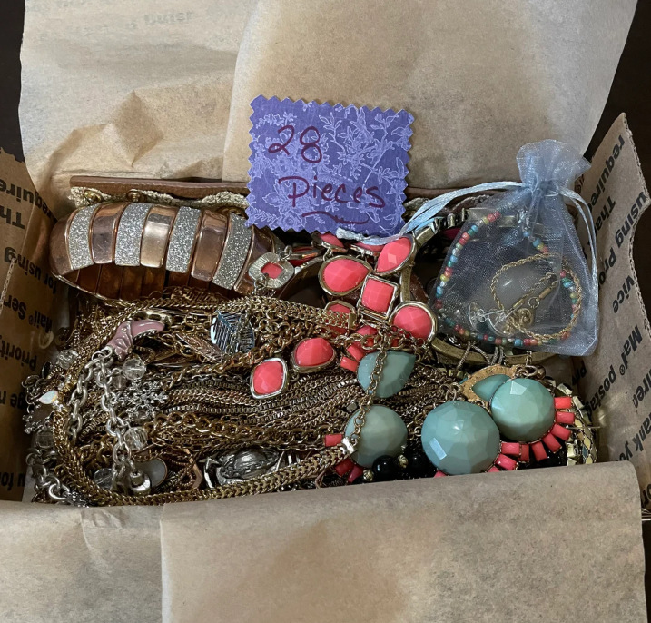 Crystal & Healing Stone Blind Box – Energy Stone Picks